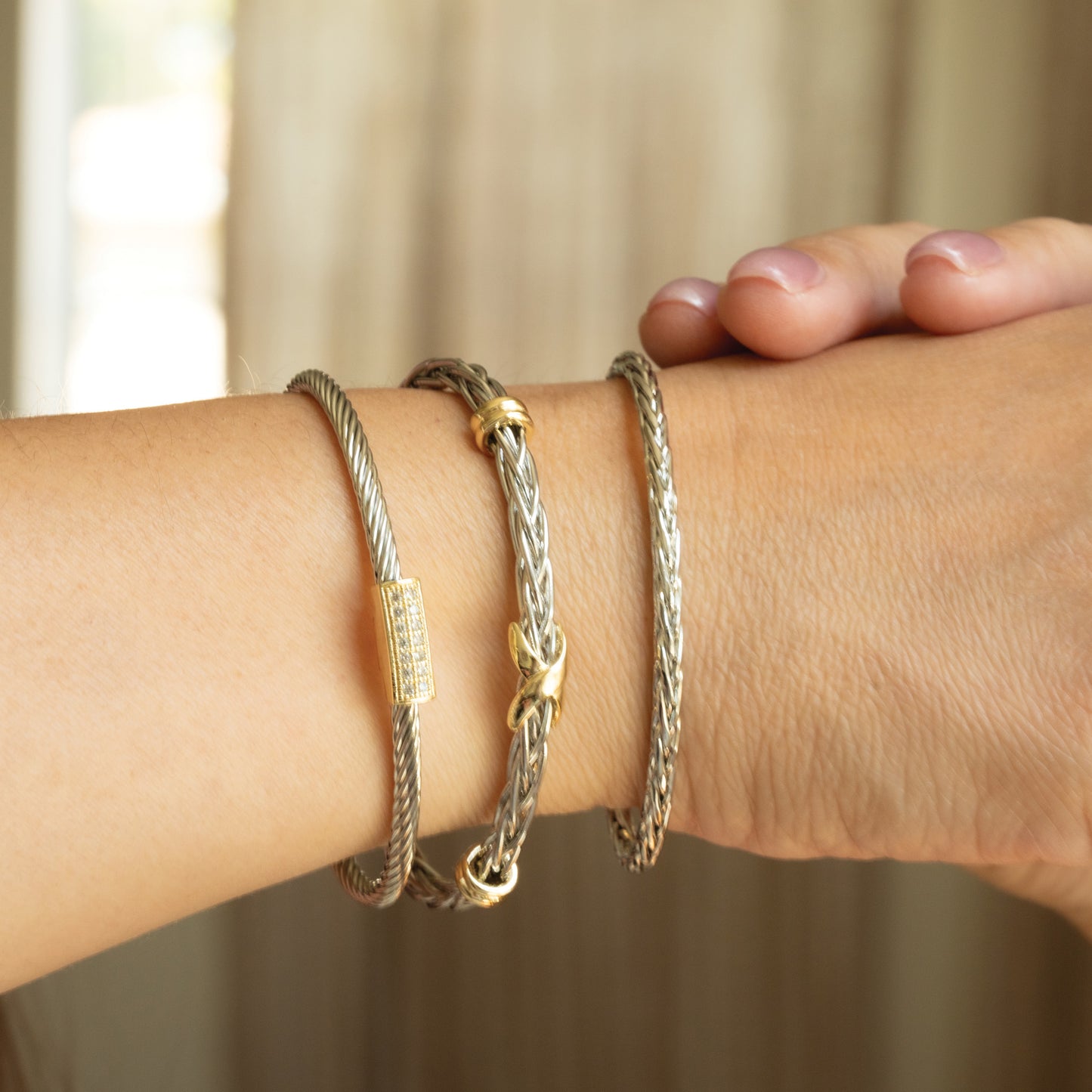 Xoxo Bangle